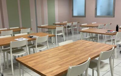 MEHITS Redo her Makeup (and Hairstyle)!