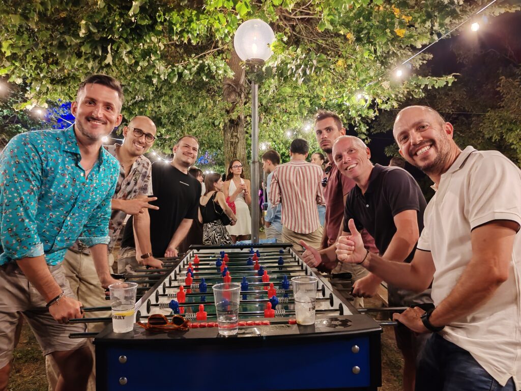 Summer Party M111517 528eb311b2954c4e952056642d3ffd42